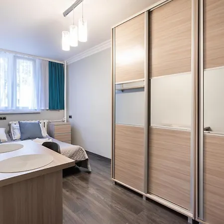 3 Bedrooms Comfy Flat Celarowska Krakow Exterior photo