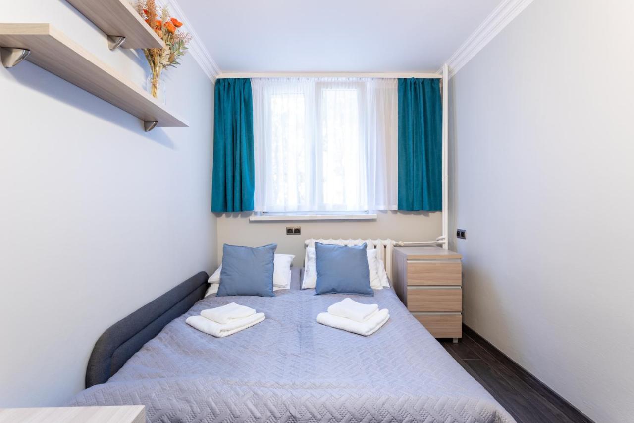 Apartment 3 Bedrooms Comfy Flat Celarowska